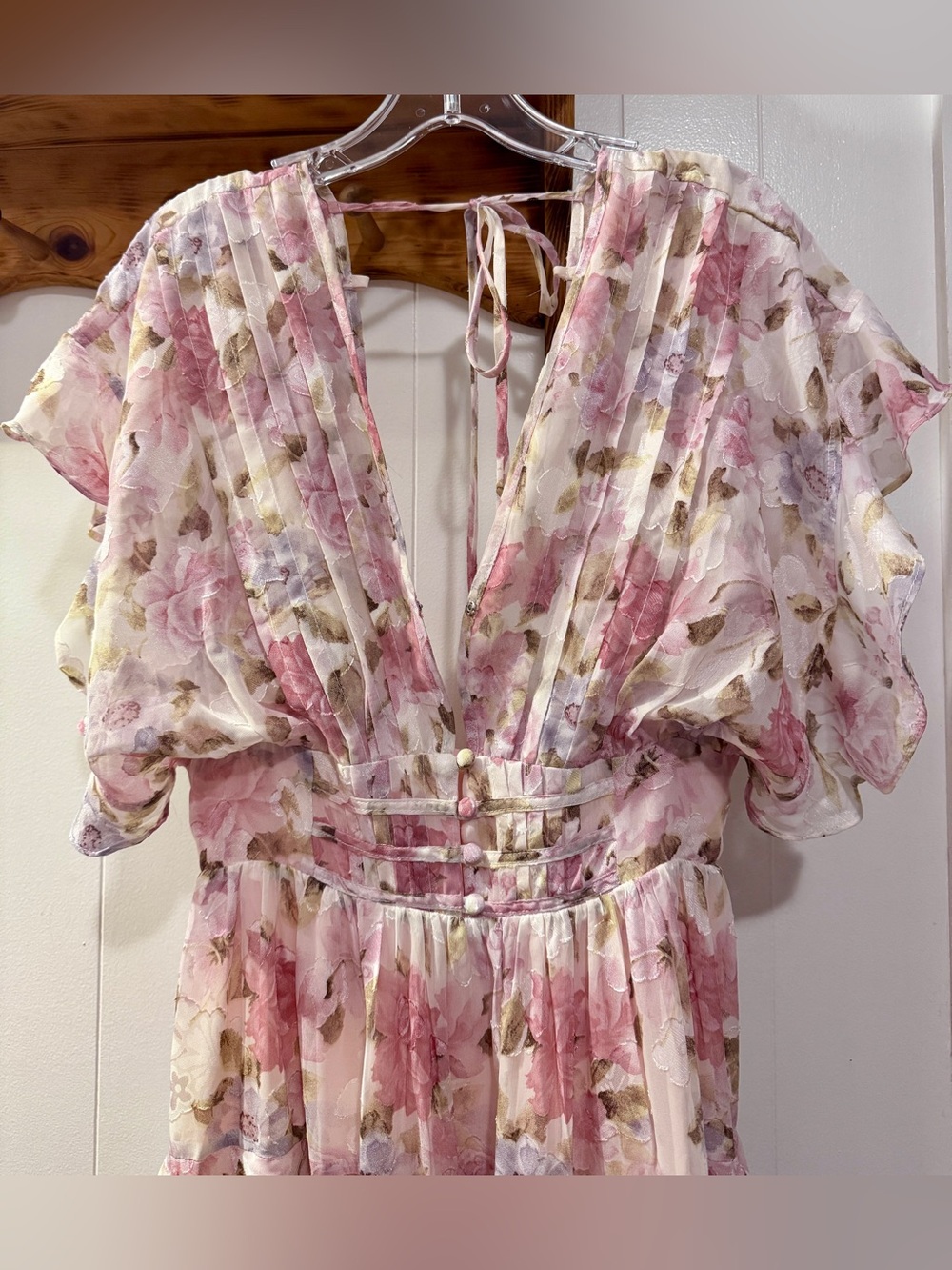 Storia Pink Floral Tiered Maxi Dress with Deep V - Picture 4 of 9
